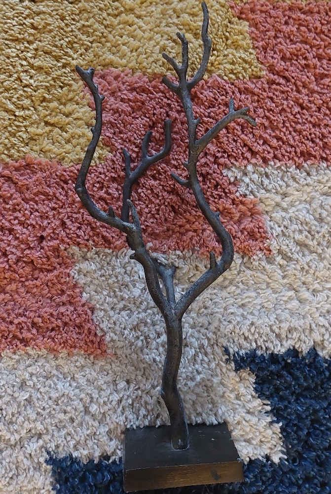 Metal Jewelry tree